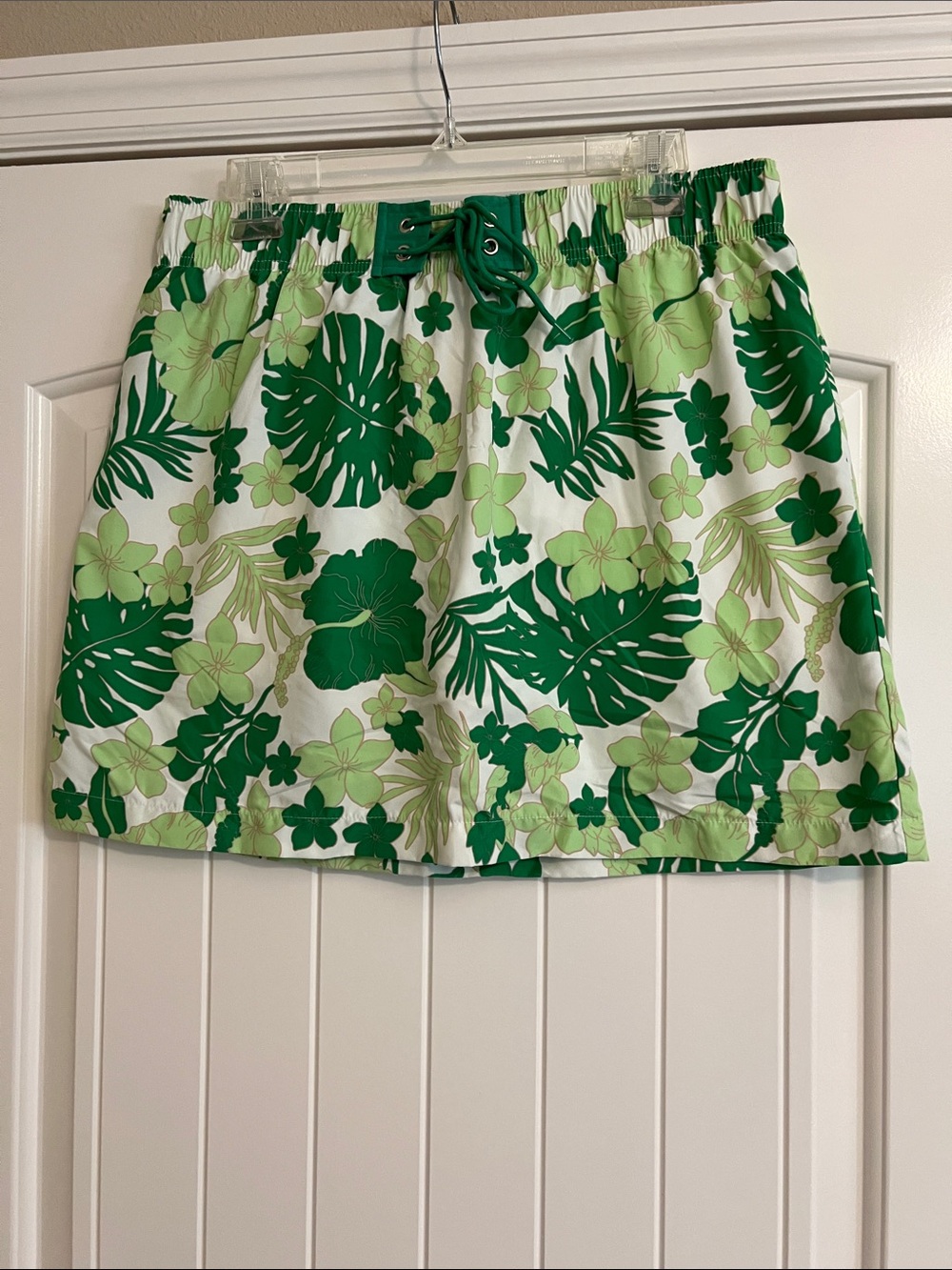 NYL skorts